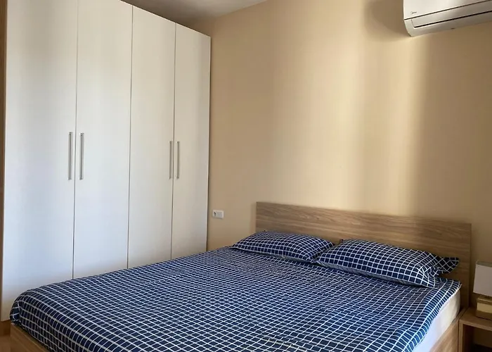 Apartament Brand New With Outdoor Swimming Pool *